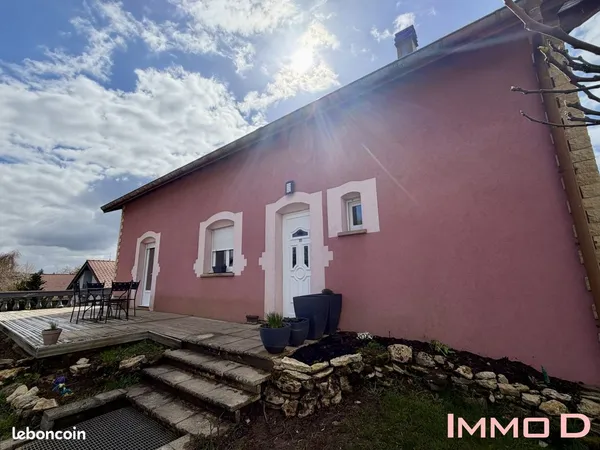 Maison 10 pièces 198 m²