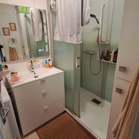 Appartement 4 pièces dans immeuble rénové A Louer