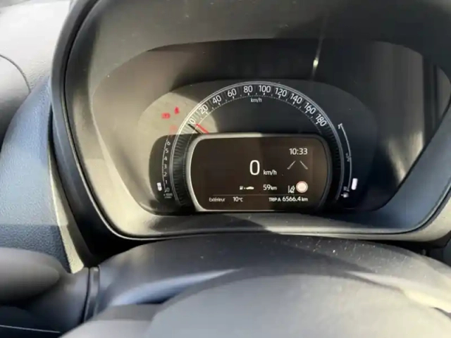 Toyota Aygo 1.0 vvt-i 72 design — photo 26
