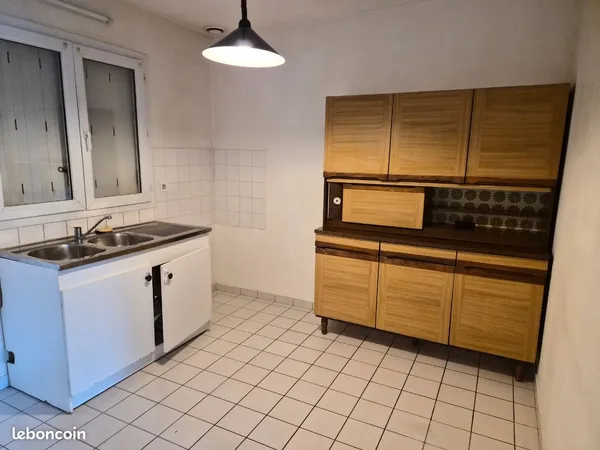 A LOUER a St Maixent 79400