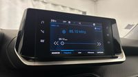 Peugeot 2008 1.2 PureTech 130ch S&S Style — photo 19