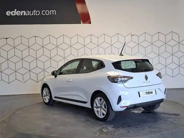 Renault Clio blue dci 100 — photo 2