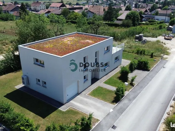 Maison 7 pièces 134 m²
