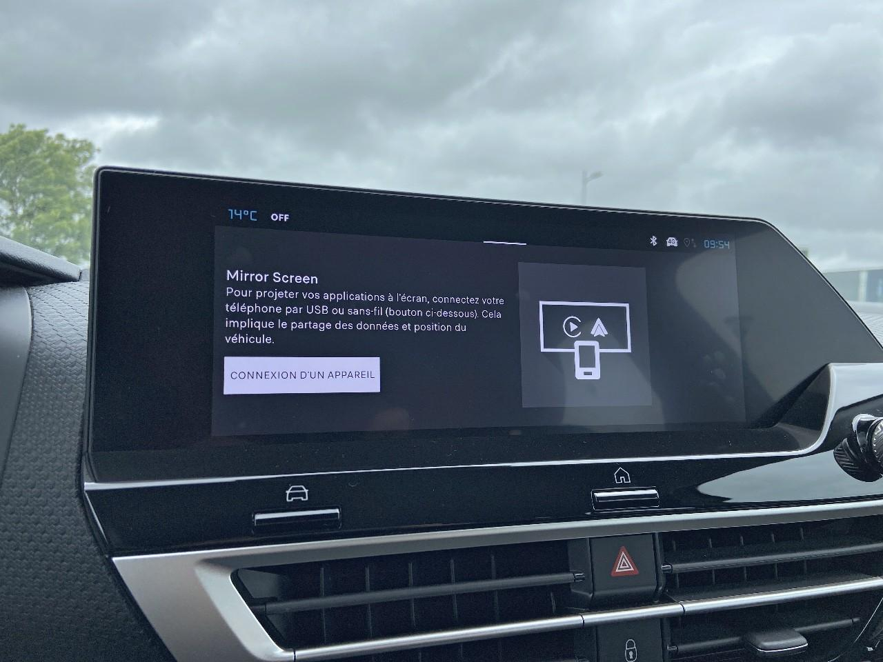 Citroën C4 hybride 136 e-dcs6 plus — photo 16