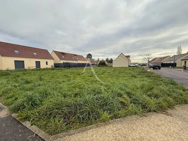 Terrain de 418 m² sur la commune de MACHAULT