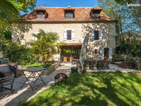 Moulin 7 pièces 186 m²