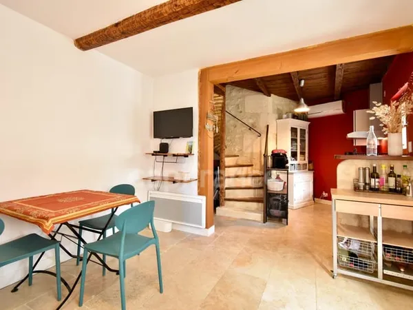 Maison à vendre 2 pièces FONTVIEILLE (13)