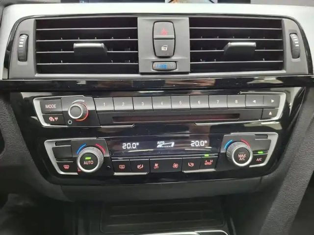 Bmw Serie 4 gran coupé 418d 150 ch bva8 — photo 55