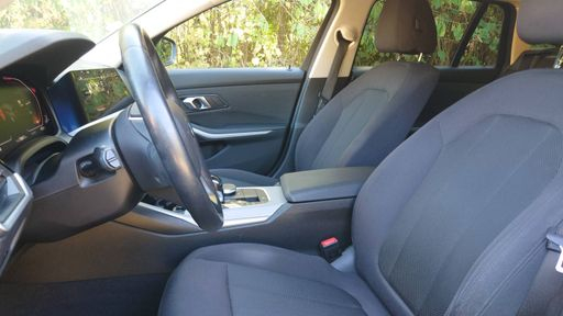 BMW Serie 3 Touring 2.0 320d 190 - Lounge – 2020 – 160000 km – Diesel – Boîte Automatique — photo 32
