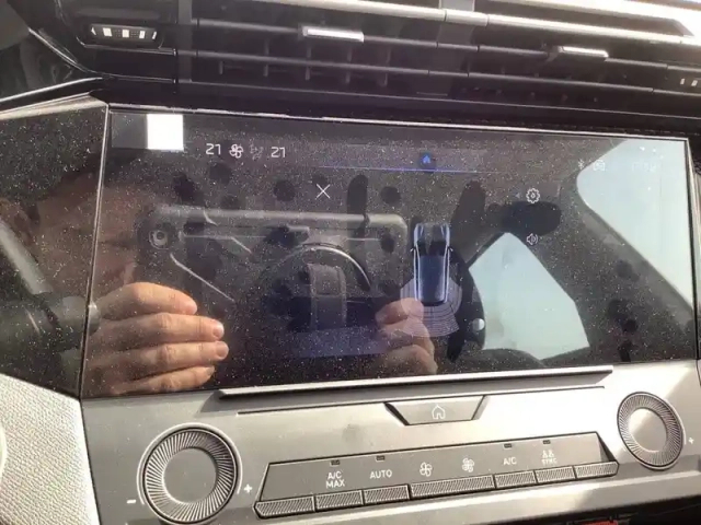 Peugeot 308 hybrid 145 e-dcs6 — photo 19