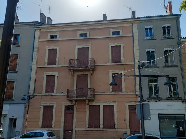 Ensemble immobilier centre Givors