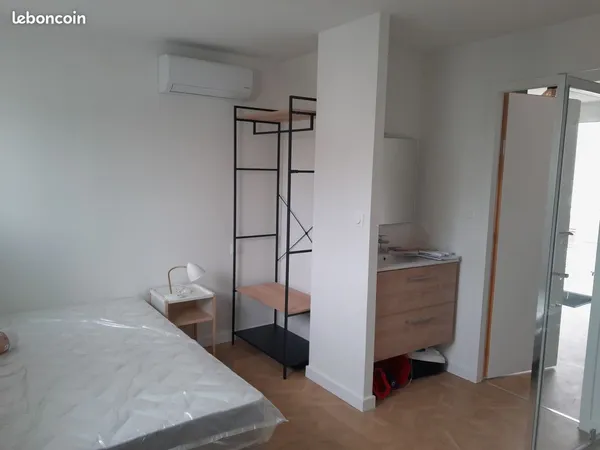 Appartement T2 de 23 m2 à louer meublé (climatisé)
