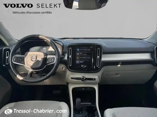 Volvo Xc40 d3 adblue 150 ch geartronic 8 momentum — photo 10