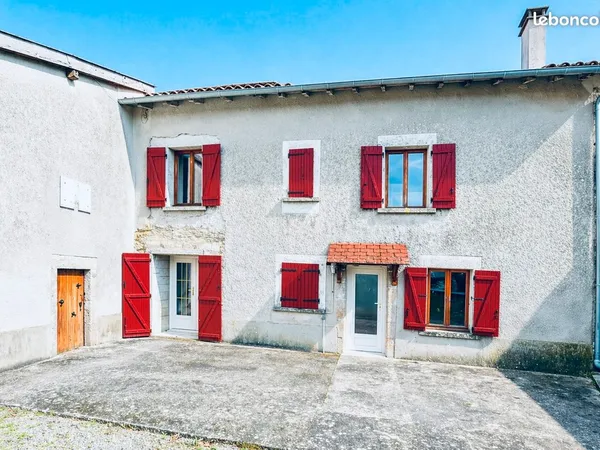 Grande maison en pierre de caractère