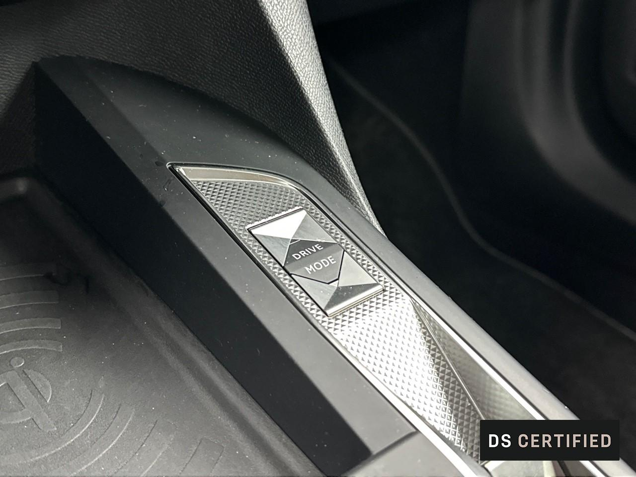 Ds Ds 3 crossback bluehdi 130 eat8 louvre — photo 33