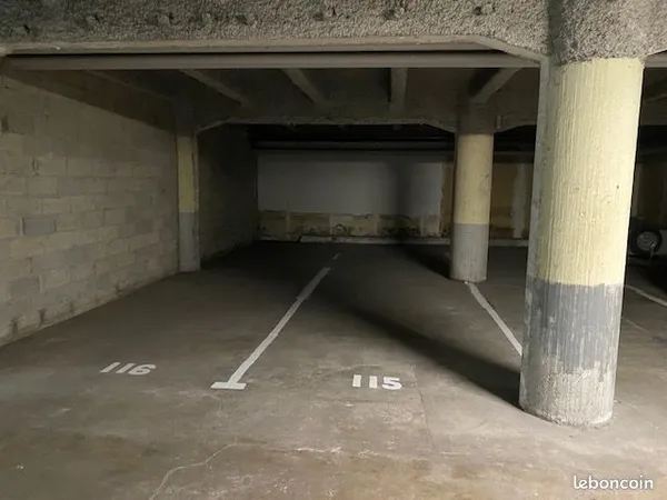 Double place de parking dans sous-sol sécurisé rue X. Marmier