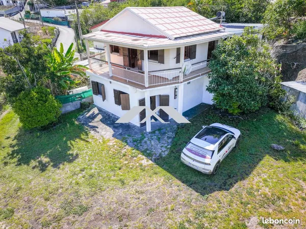 Propriété 6 pièces 148 m²