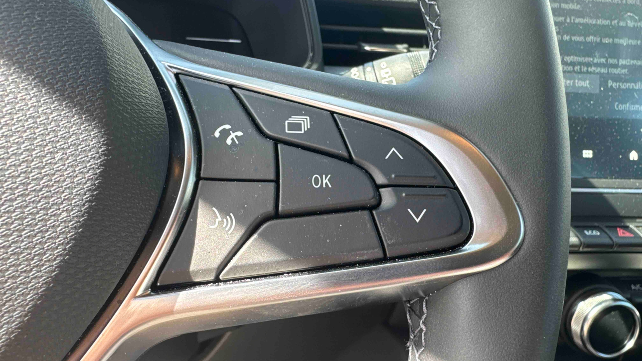 Renault Clio E-Tech full hybrid 145 ch GSR2 — photo 18