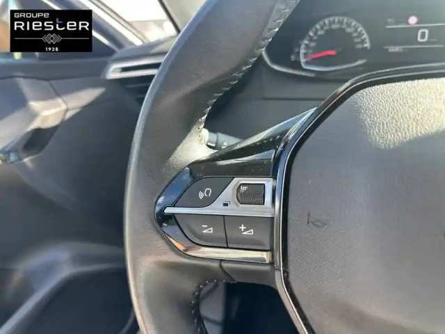 Peugeot 208 puretech 75 s&amp;s bvm5 — photo 20