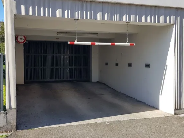 Parking souterrain sécurisé Pellegrin