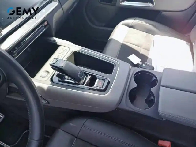 Citroën C5 Aircross puretech 130 s&amp;s eat8 — photo 12
