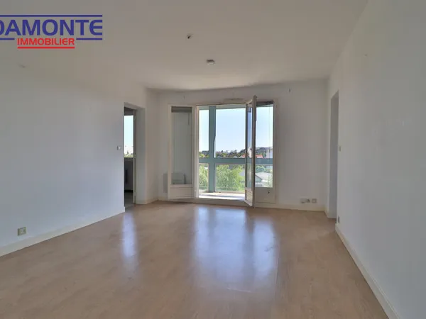 Appartement 2 pièces 61 m²