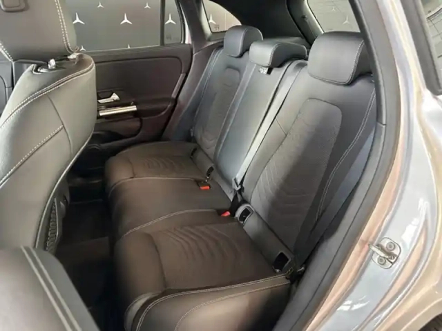 Mercedes Gla 200 progressive line — photo 14
