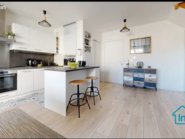 BEAU DUPLEX T4 - 91 m² - AVEC TERRASSE