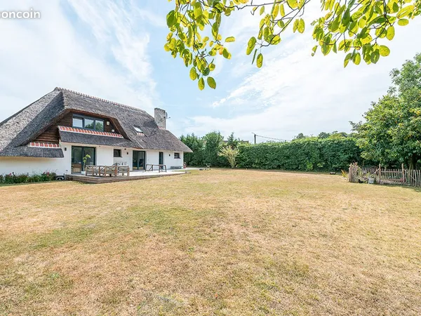 Villa 9 pièces 210 m²