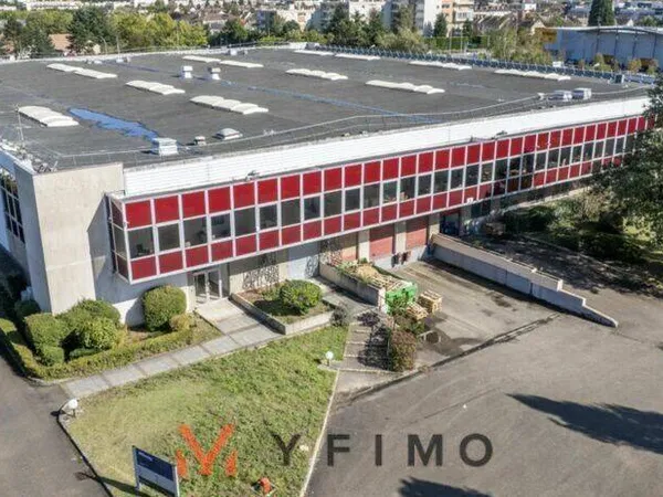 Local d'activité 4733 m²