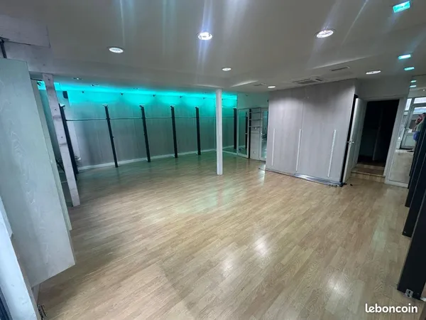 Local commercial / Bureaux / Espace de coworking - 52 m² - Plateau de Poitiers