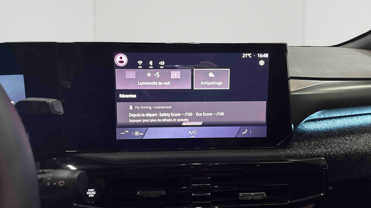 Renault Clio E-Tech full hybrid 160 ch — photo 16