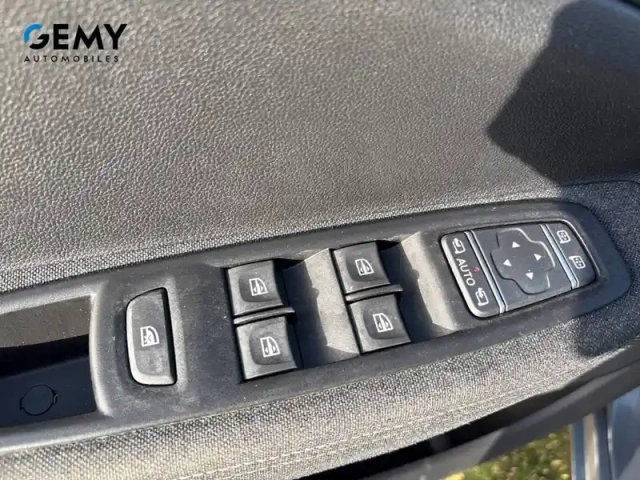 Renault Zoé zoe r135 - my22 — photo 12