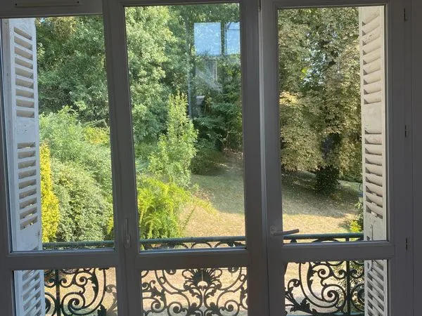 Loue grand T2 avec jardin privé au Coeur de Château du Loir