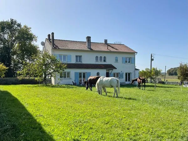 Maison avec dépendance