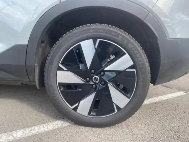 Volvo Xc40 recharge extended range 252ch ultimate — photo 6
