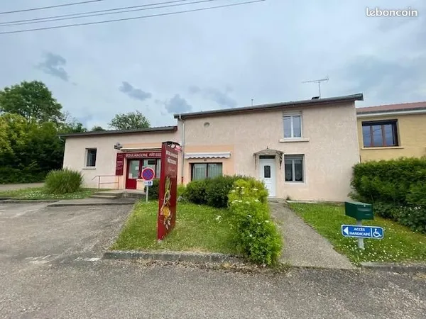 Local commercial 177 m² Blondefontaine