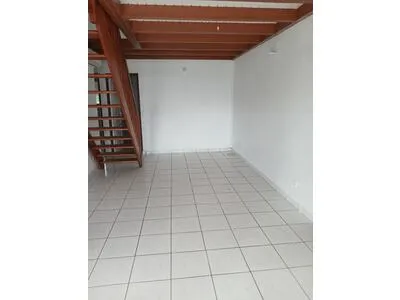 Appartement T4 Duplex de 80 m2 dans résidence sécurisée