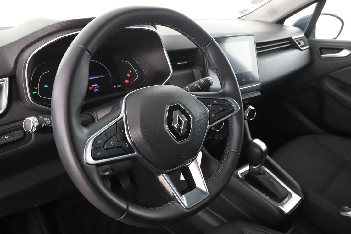 Renault Clio 1.6 E-Tech Zen — photo 10
