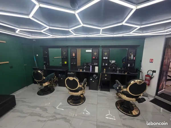 Salon de coiffure local commercial