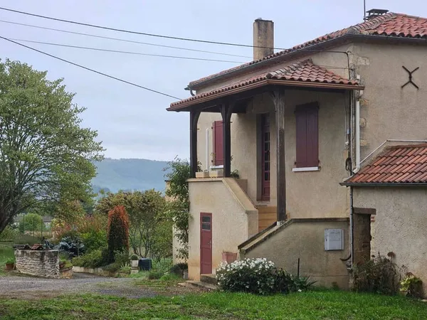 Maison 8 pièces 209 m²
