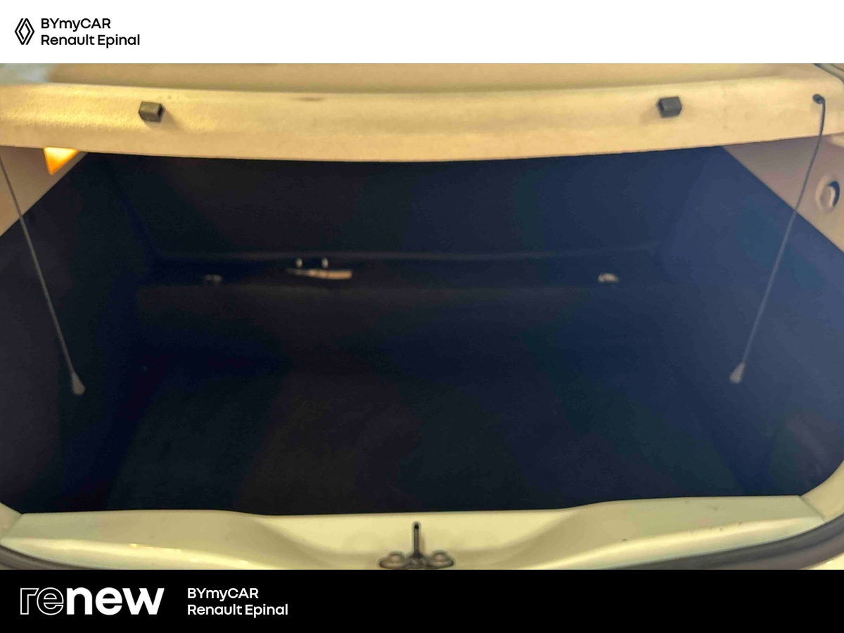 Renault Zoe R110 - 21 — photo 13