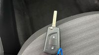 Toyota Aygo 1.0 VVT-i 72ch x-play x-app 5p MC18 — photo 16