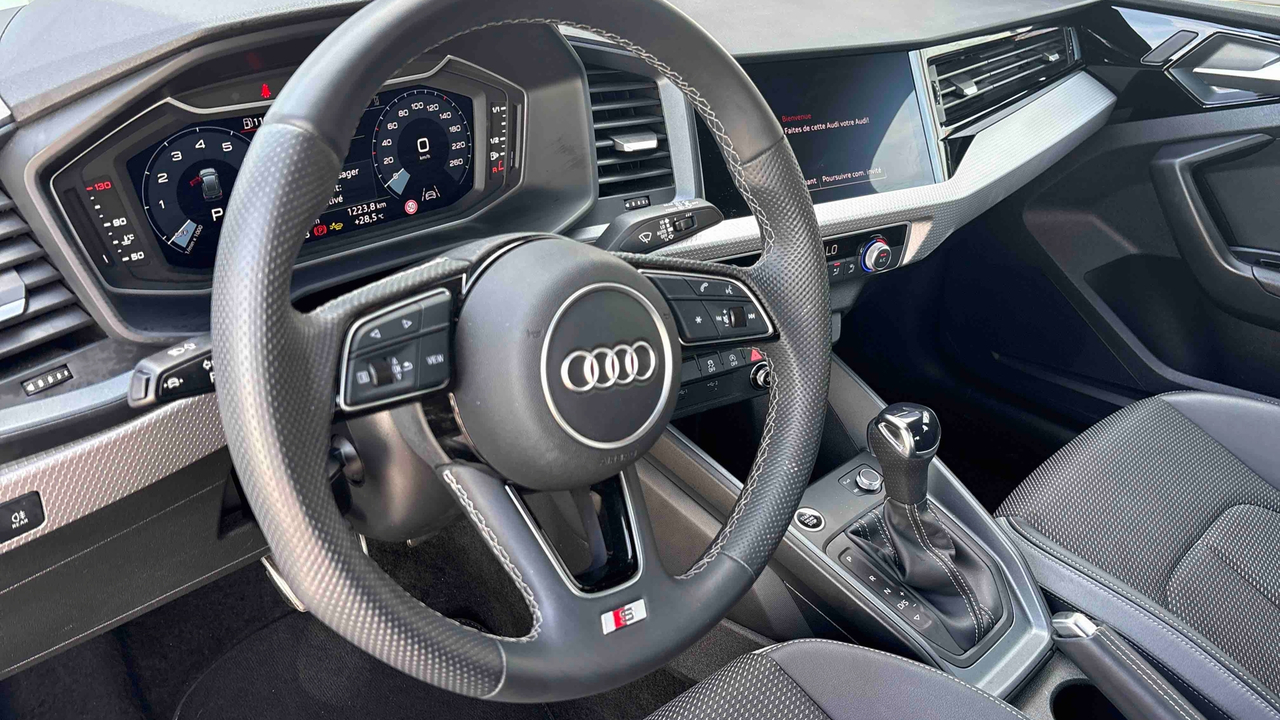 Audi A1 Sportback 30 TFSI 116 ch S tronic 7 — photo 10