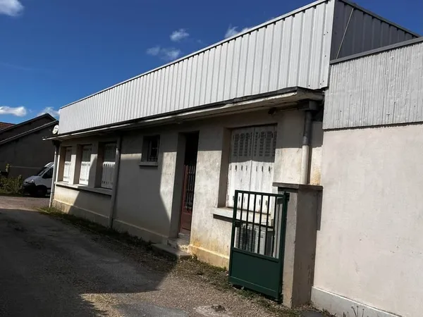 LOCAL PROFESSIONNEL
