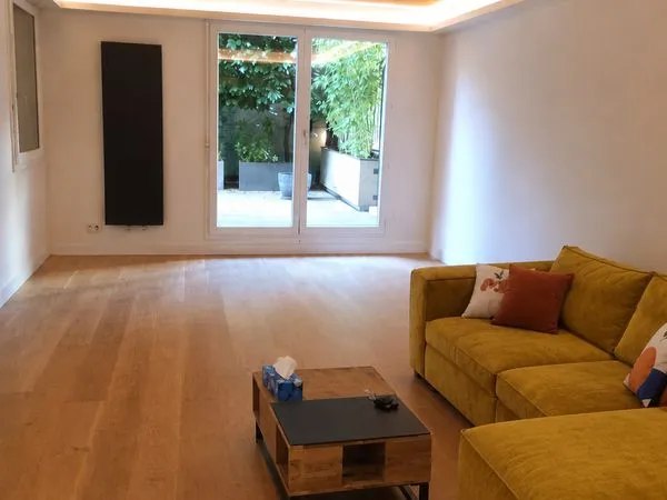 À vendre - T3 de 71,55 m² avec terrasse de 36 m², garage et cave à Villeurbanne
