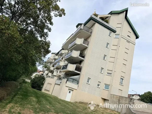 Appartement 3 pièces 84 m²