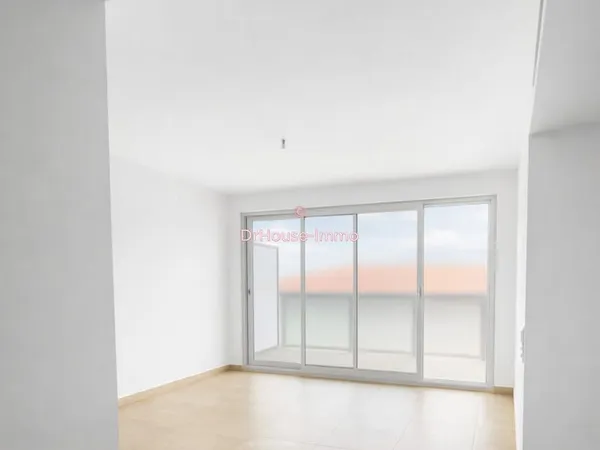 T3 neuf avec balcon - Parking & cave en sus - 5 min Monaco