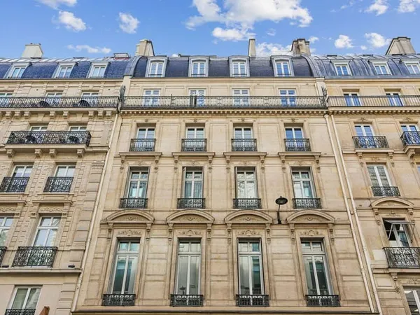 Bureaux 275 m²