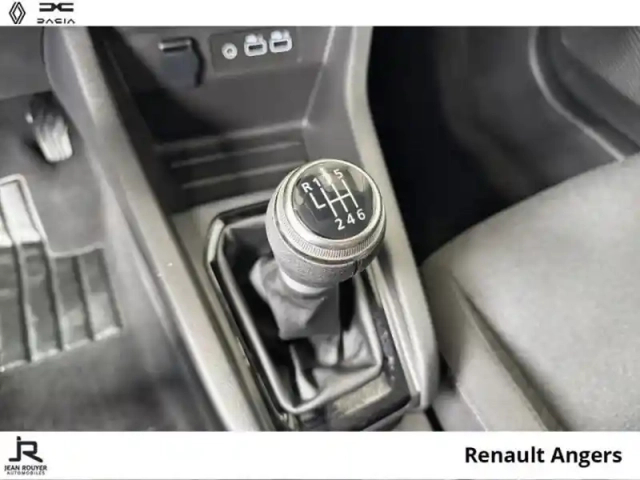Renault Clio 1.0 tce 90ch equilibre — photo 6